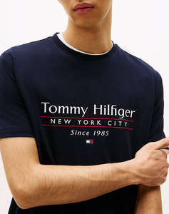 TOMMY HILFIGER HILFIGER CENTER STACK TEE